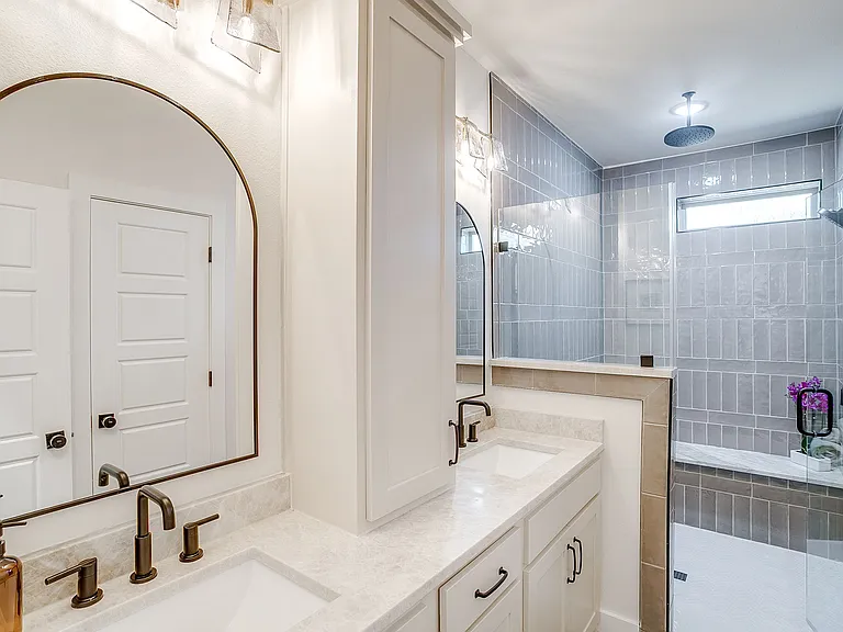 2824 Weisenberger St #102 — Photo 21