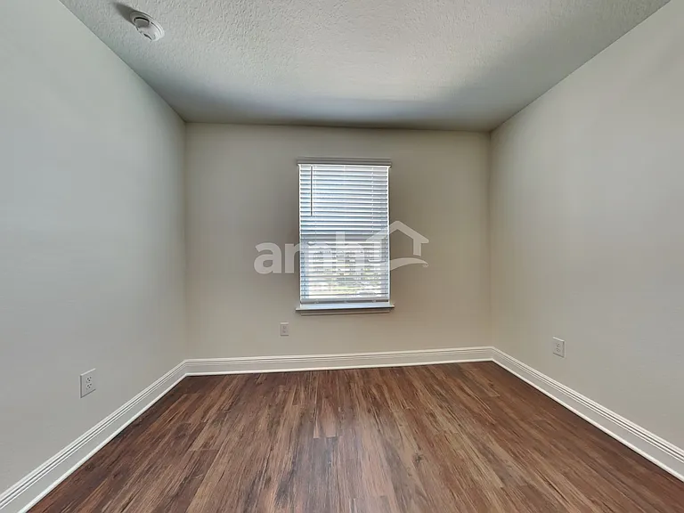 27334 Saint Andrews Ave — Photo 19