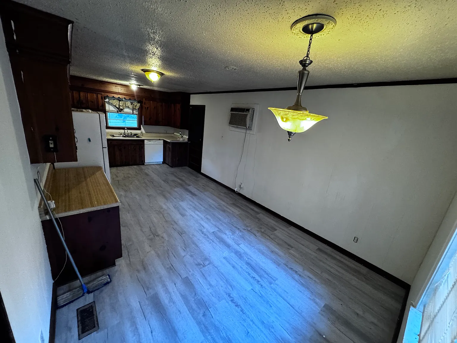 4713 Marlborough Street — Photo 2