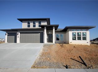 4311 S 87th Pl, Bentonville, AR 72713