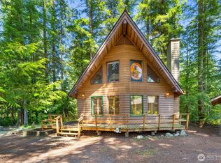 8625 Golden Valley Dr, Maple Falls, WA 98266