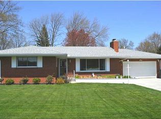 916 Conneaut Ave, Bowling Green, OH 43402