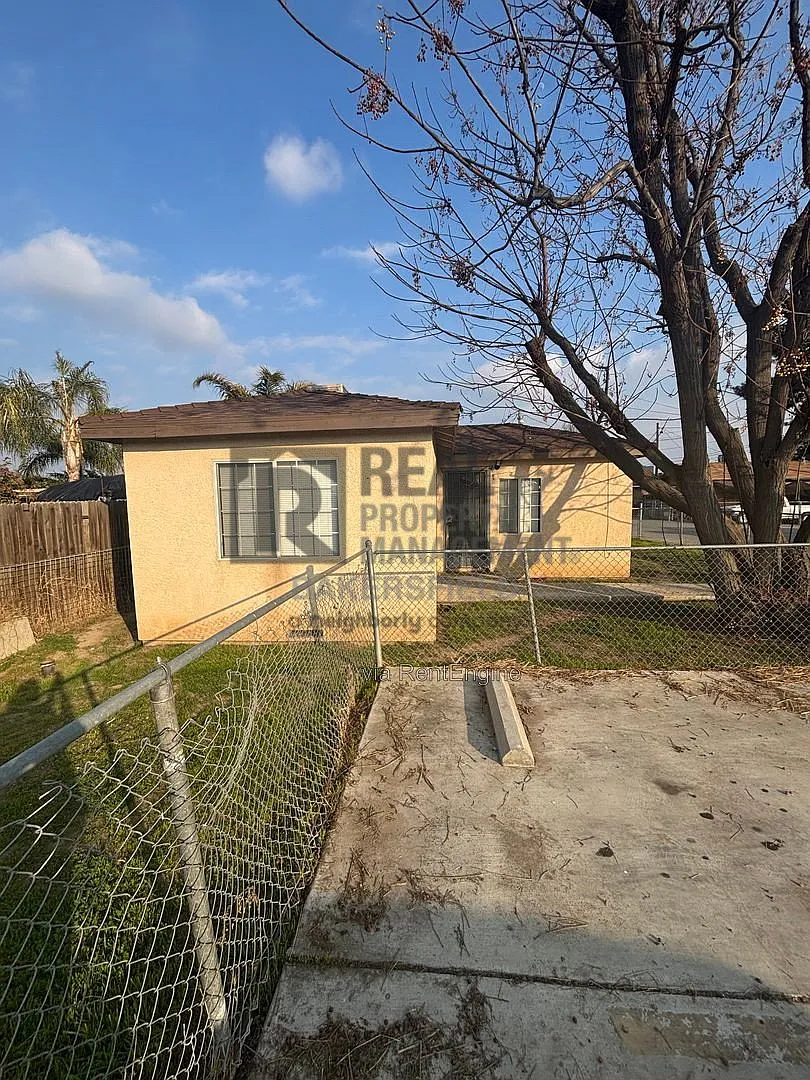 1 bed, 1.0 bath, $995 — Photo 1