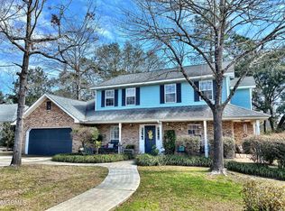 780 Hilo Pl, Diamondhead, MS 39525