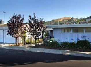 8 Windward Rd, Tiburon, CA 94920