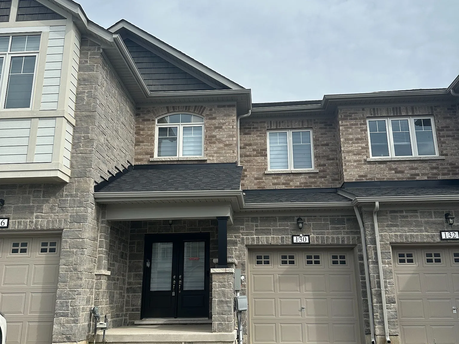 3 bed, $2,300 — Photo 2