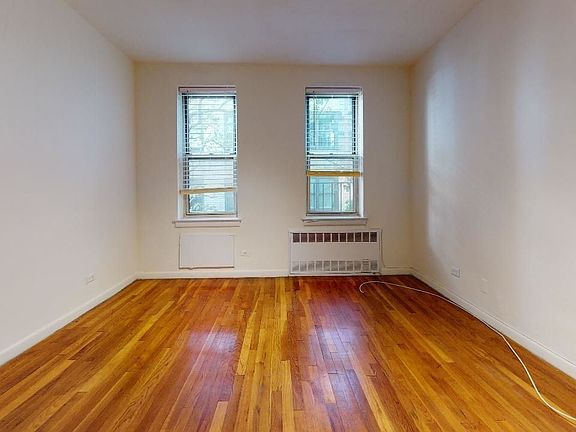 3rd image of 347 E 51st St #B5