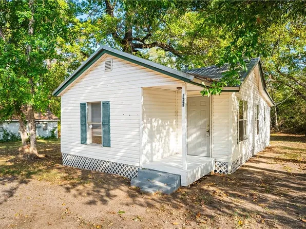 208 Anthony St, Pineville, LA 71360