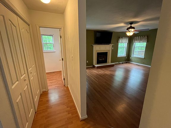 4th image of 2118 Providence Glen Turn