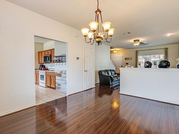 5th image of 11648 Aspen Creek Dr