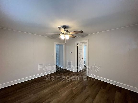 2nd image of 215 Temple Ave