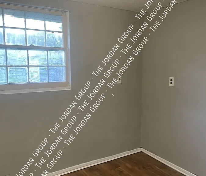 243 Wiley St — Photo 4