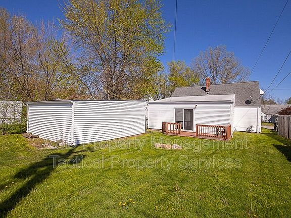 5th image of 374 E 232nd St