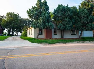 25180 140th St, Orleans, IA 51360
