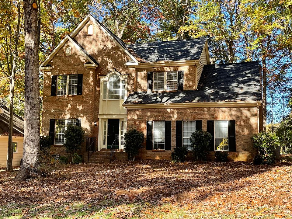 1st image of 4829 Derbyshire Dr