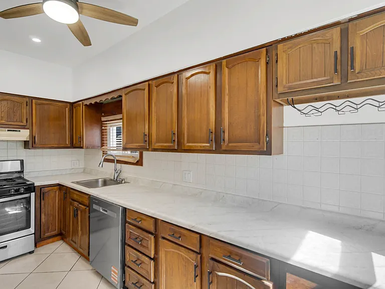 6949 Alabama Ave — Photo 7