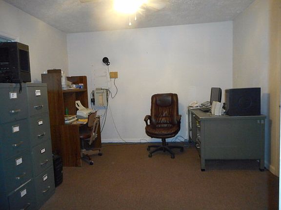 3rd image of 1119 North Main Street