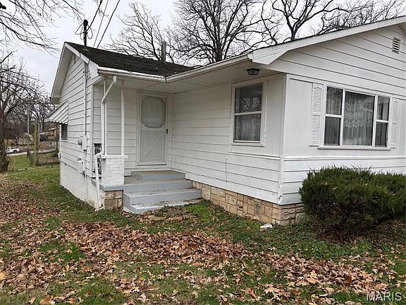 3rd image of 816 Kendall Ave