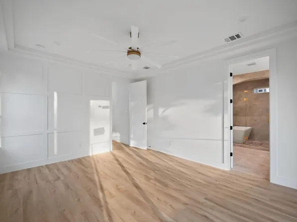 345 Bonnie View Rd, Dallas, TX 75203