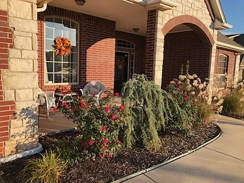 5800 Shiloh Blvd — Photo 3