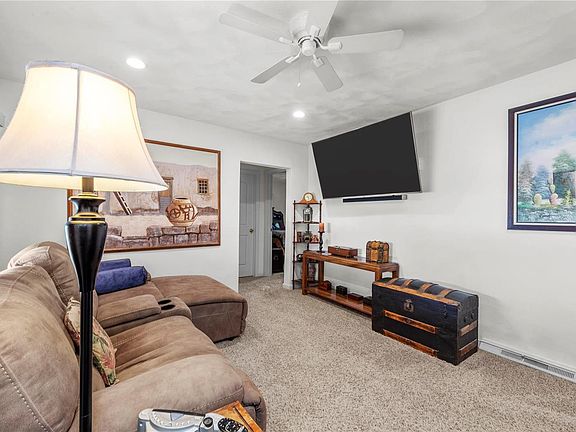 4th image of 3548 Westridge Ln