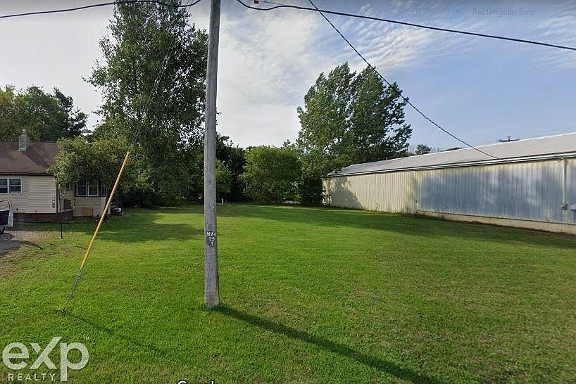 2nd image of 0 Peck St