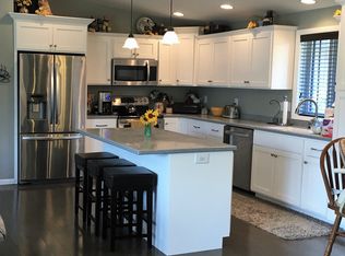 519 McIntosh Rd, La Crescent, MN 55947