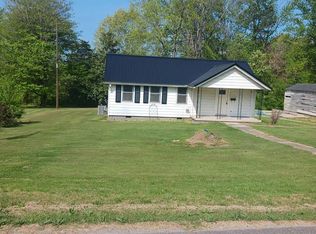 147 Westview Ave, Camden, TN 38320