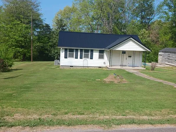 147 Westview Ave, Camden, TN 38320