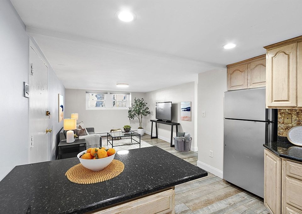 1st image of 365 Faneuil St APT 4
