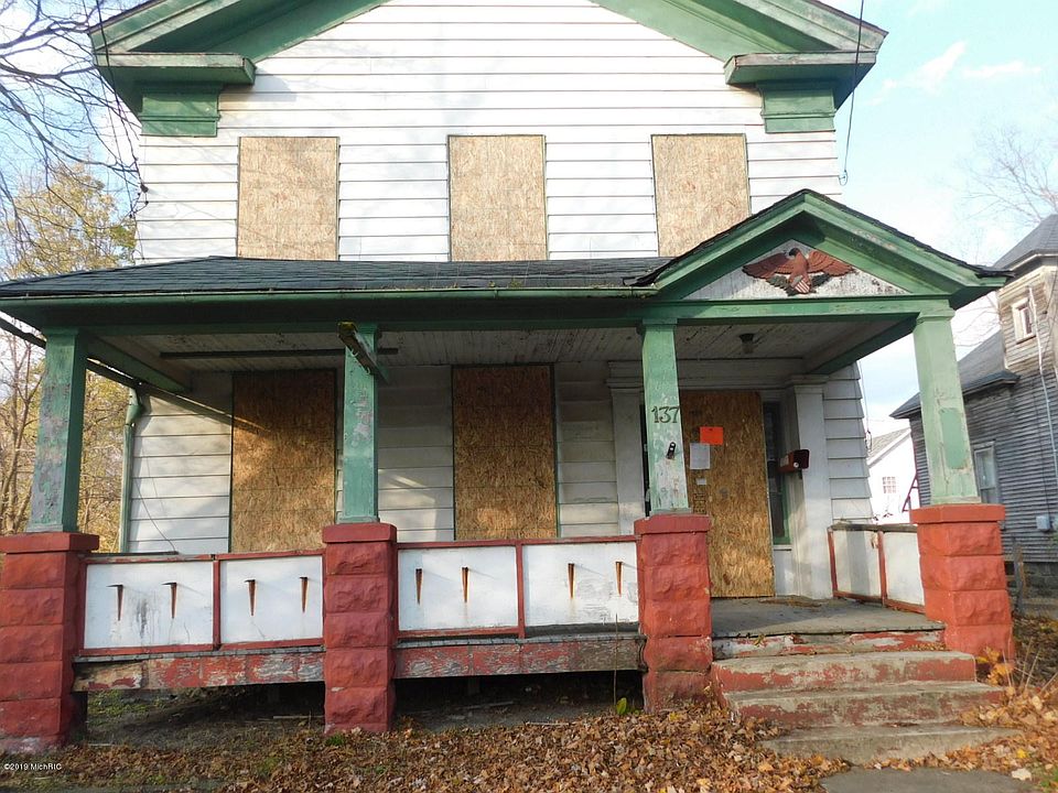 1st image of 137 E Michigan Ave