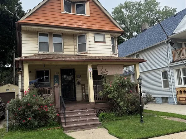 920 E 73rd St, Cleveland, OH 44103