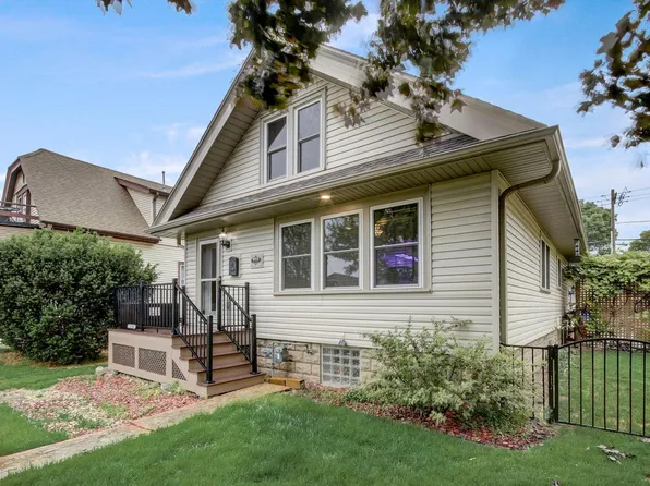 2134 South 68th STREET, West Allis, WI 53219