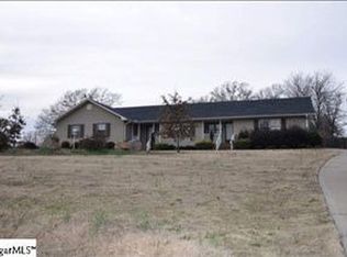 512 Longview Ter, Greer, SC 29650