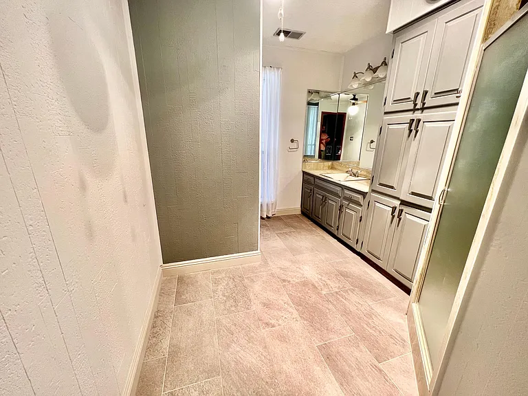 1528 Camino Cerrito SE — Photo 43