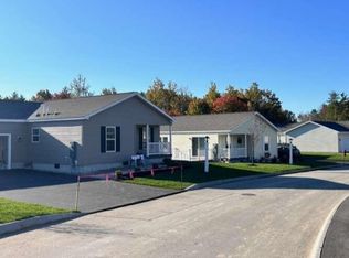 28 Camden Rd, Berwick, ME 03901