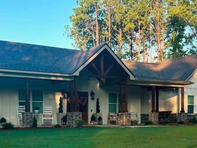 1090 Windwood Dr, Lanett, AL, 36863