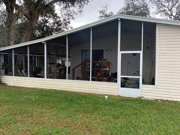 5th image of 38051 Woodside Ln