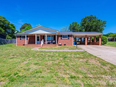 2984 Lutz Blvd, Newton, NC, 28658