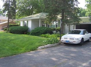 2500 63rd St, Downers Grove, IL 60516