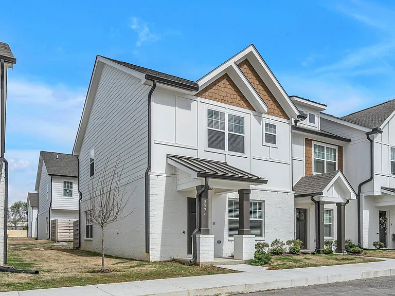 Robinsons Rowhouse Townhomes — Photo 25