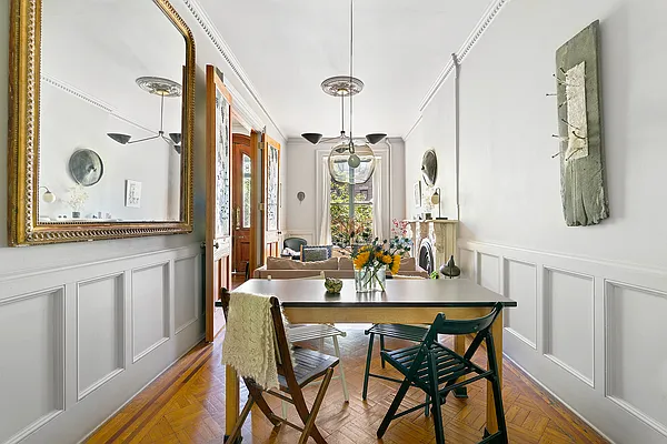 Sold by Compass | media 3