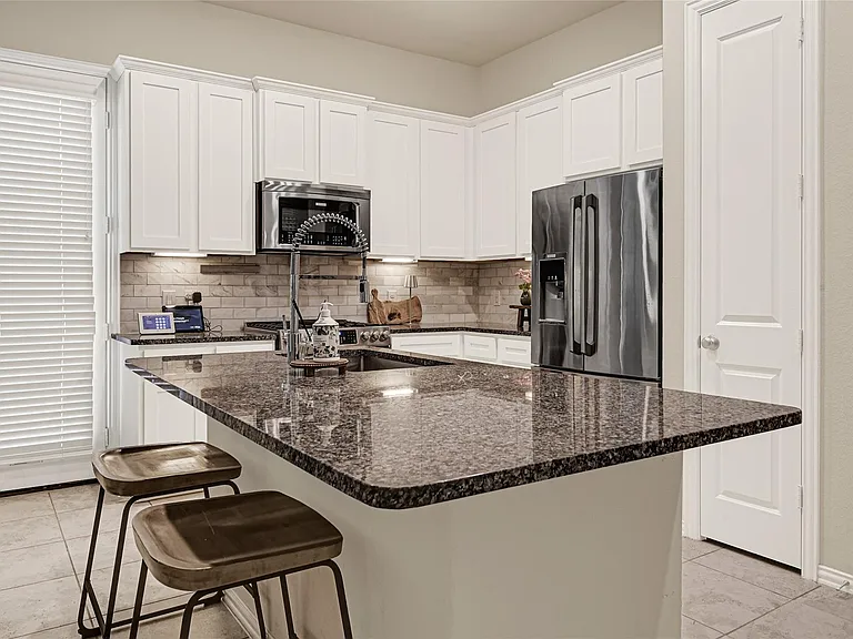 5104 Chapel Heights Dr — Photo 7