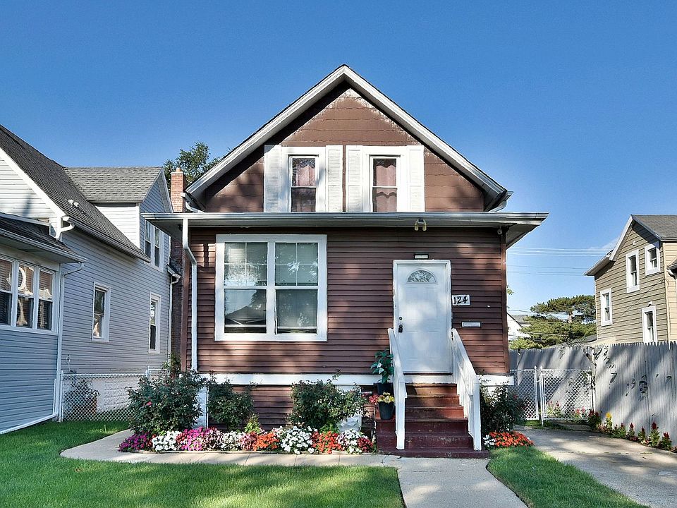 1st image of 124 N 11th Ave