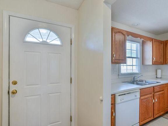 5th image of 152 Gray Station Rd APT 22