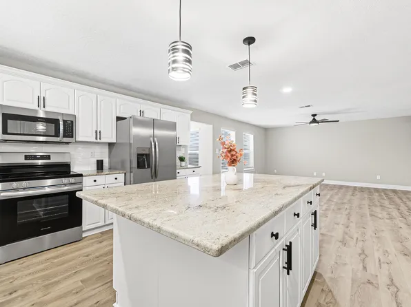 817 Valparaiso Blvd, Niceville, FL 32578