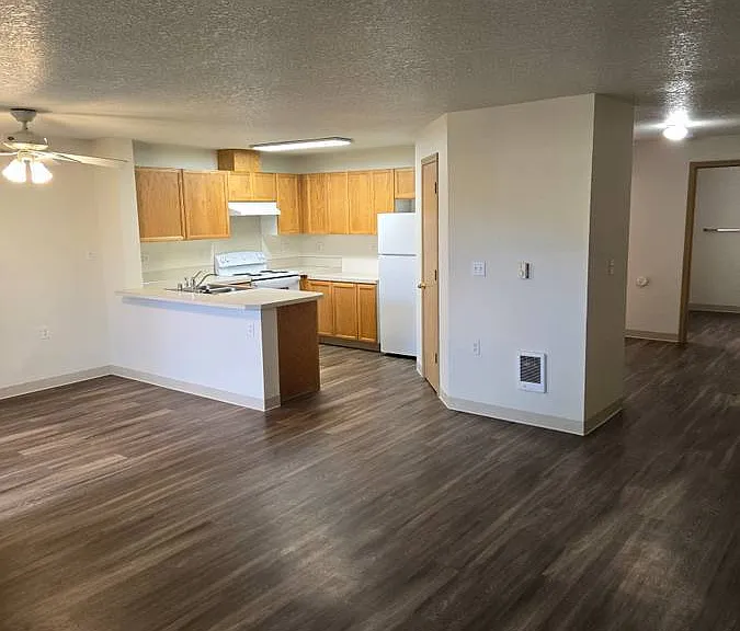 1004 SE Park Crest Ave #A04 — Photo 4