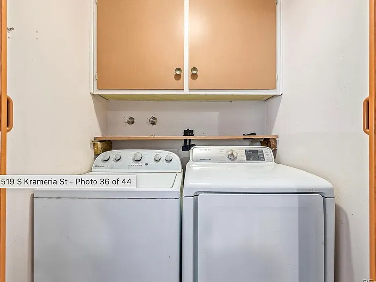 Access to washer dryer included.