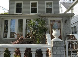 14050 Latham Ln, Jamaica, NY 11434