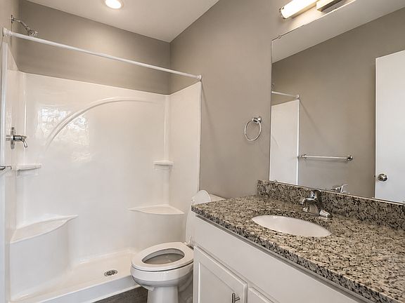 4th image of 2097 Columbus Rd #10